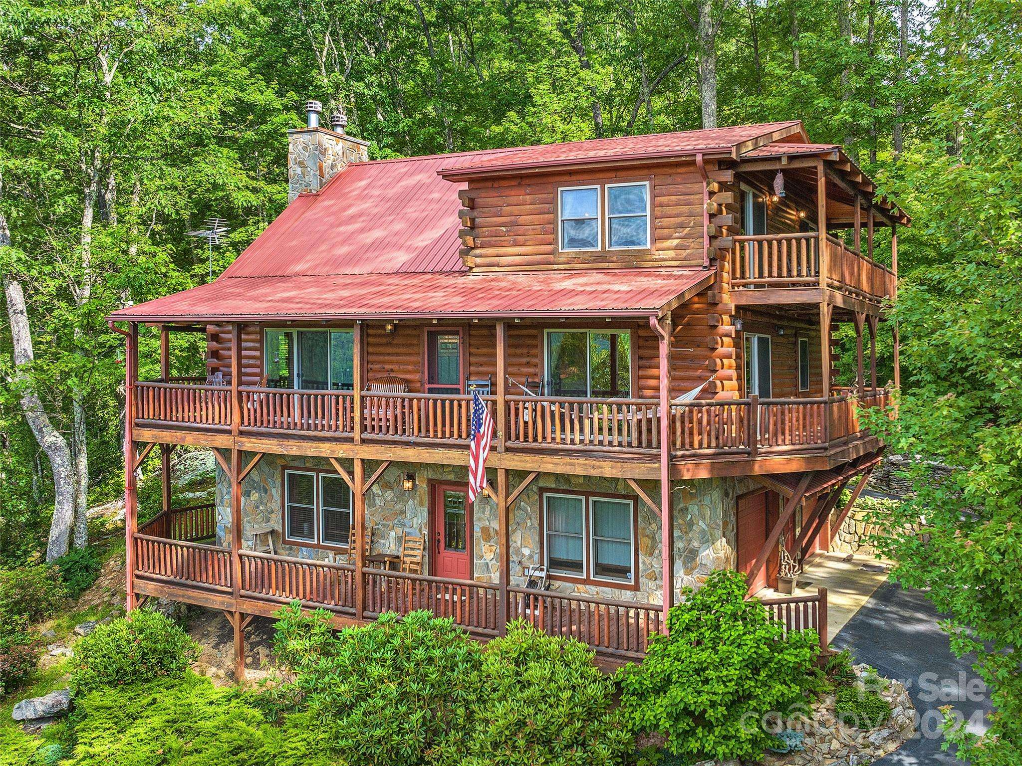 Waynesville, NC 28785,111 Dancing Bear LN