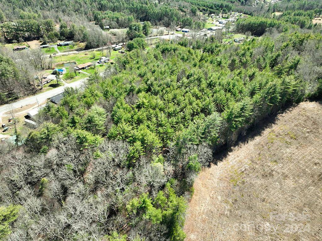 Spruce Pine, NC 28777,0 S US 19E HWY