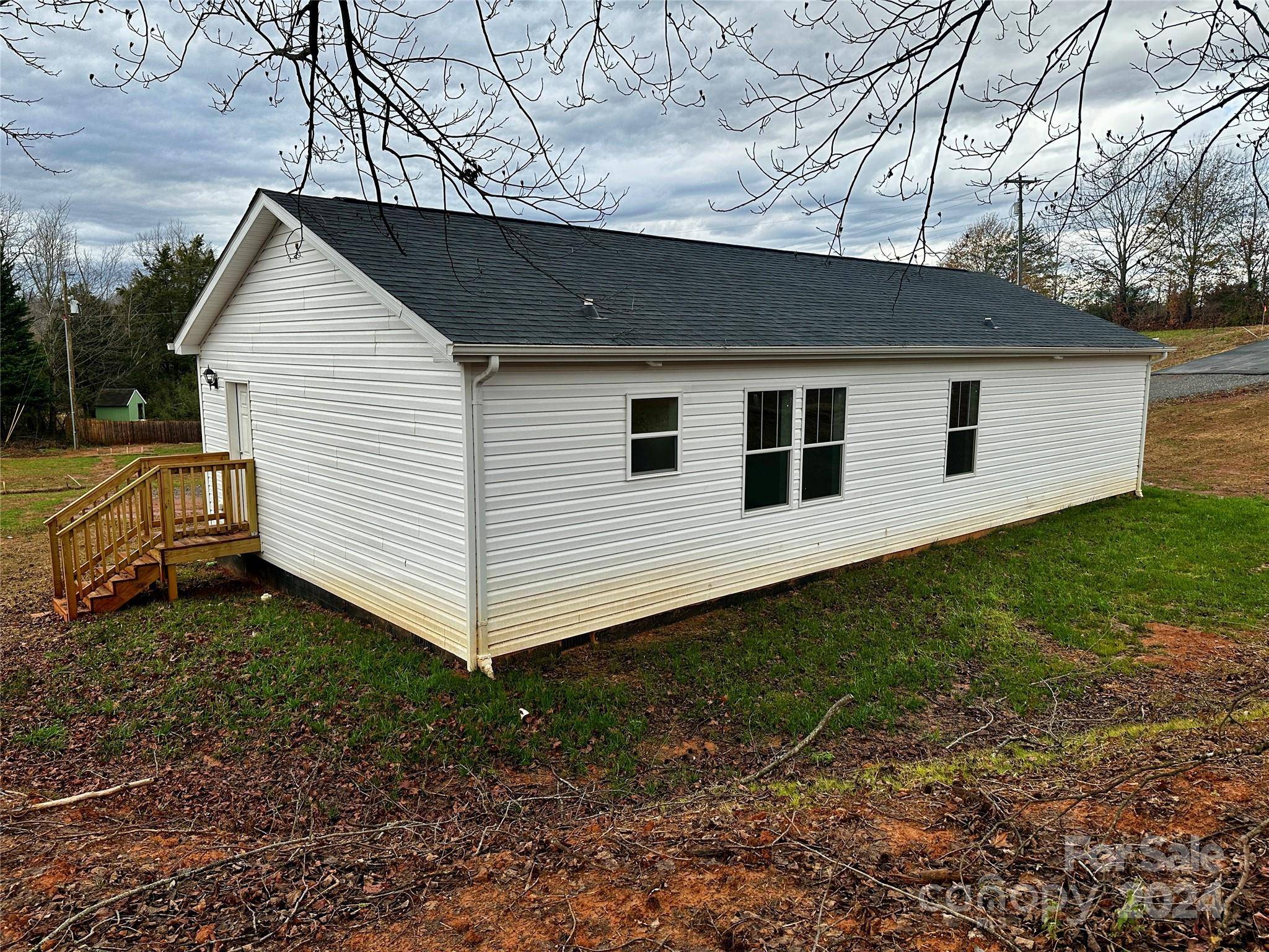 Morganton, NC 28655,503 Hopewell RD