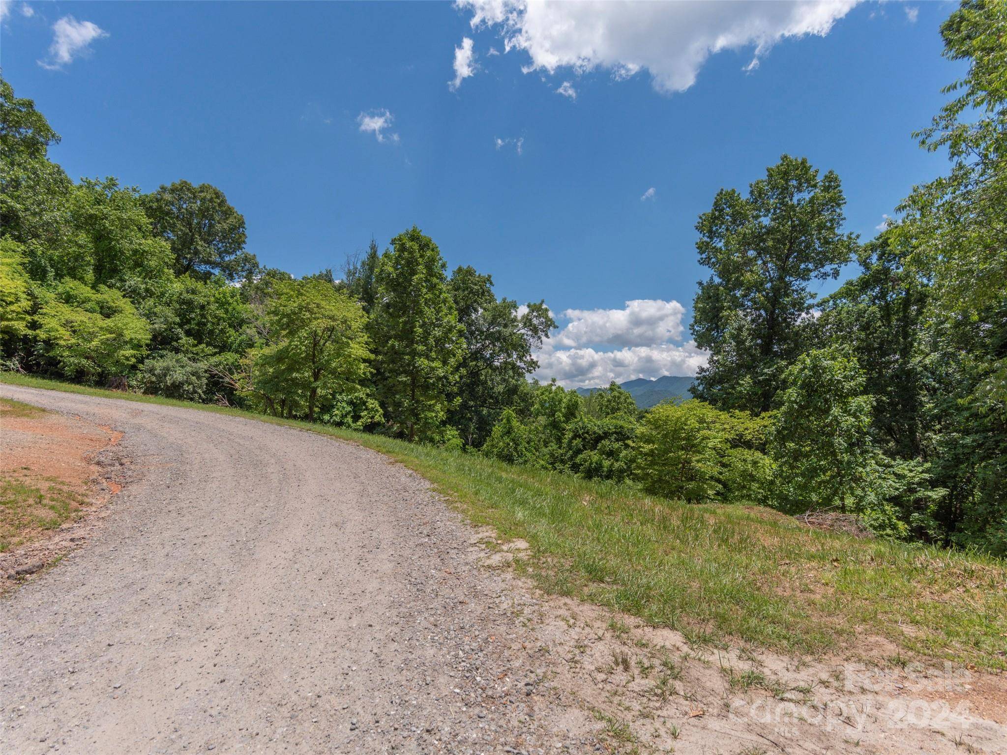 Canton, NC 28716,00 Beaverdam ST