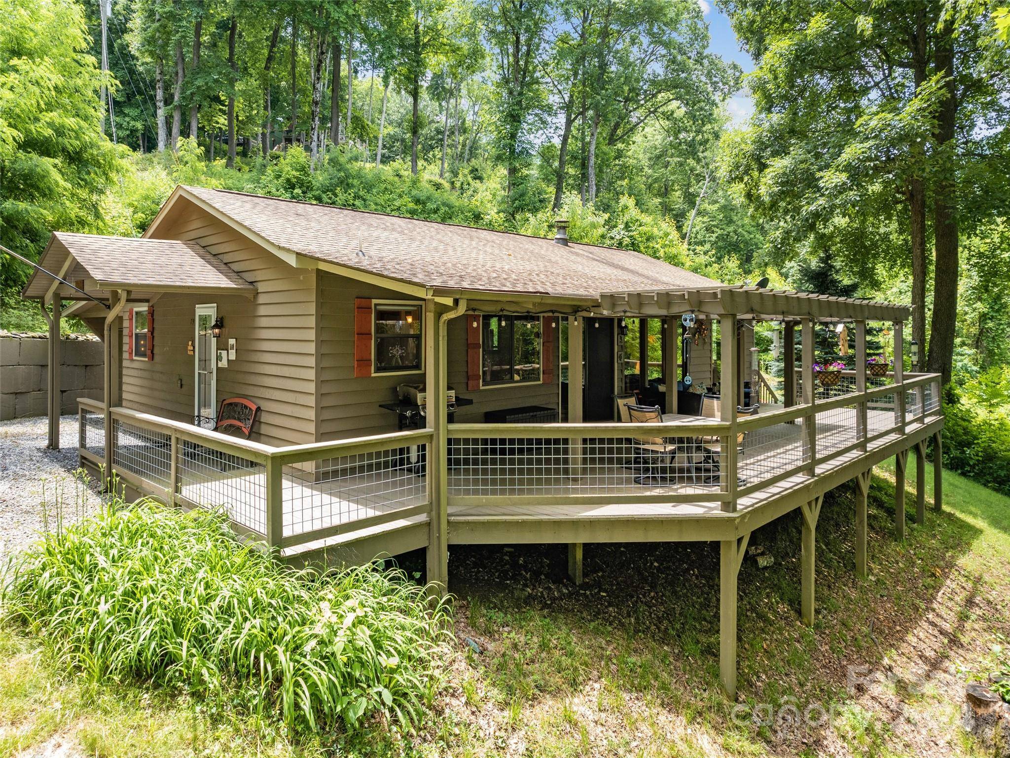 Maggie Valley, NC 28751,79 Chipmunk LN