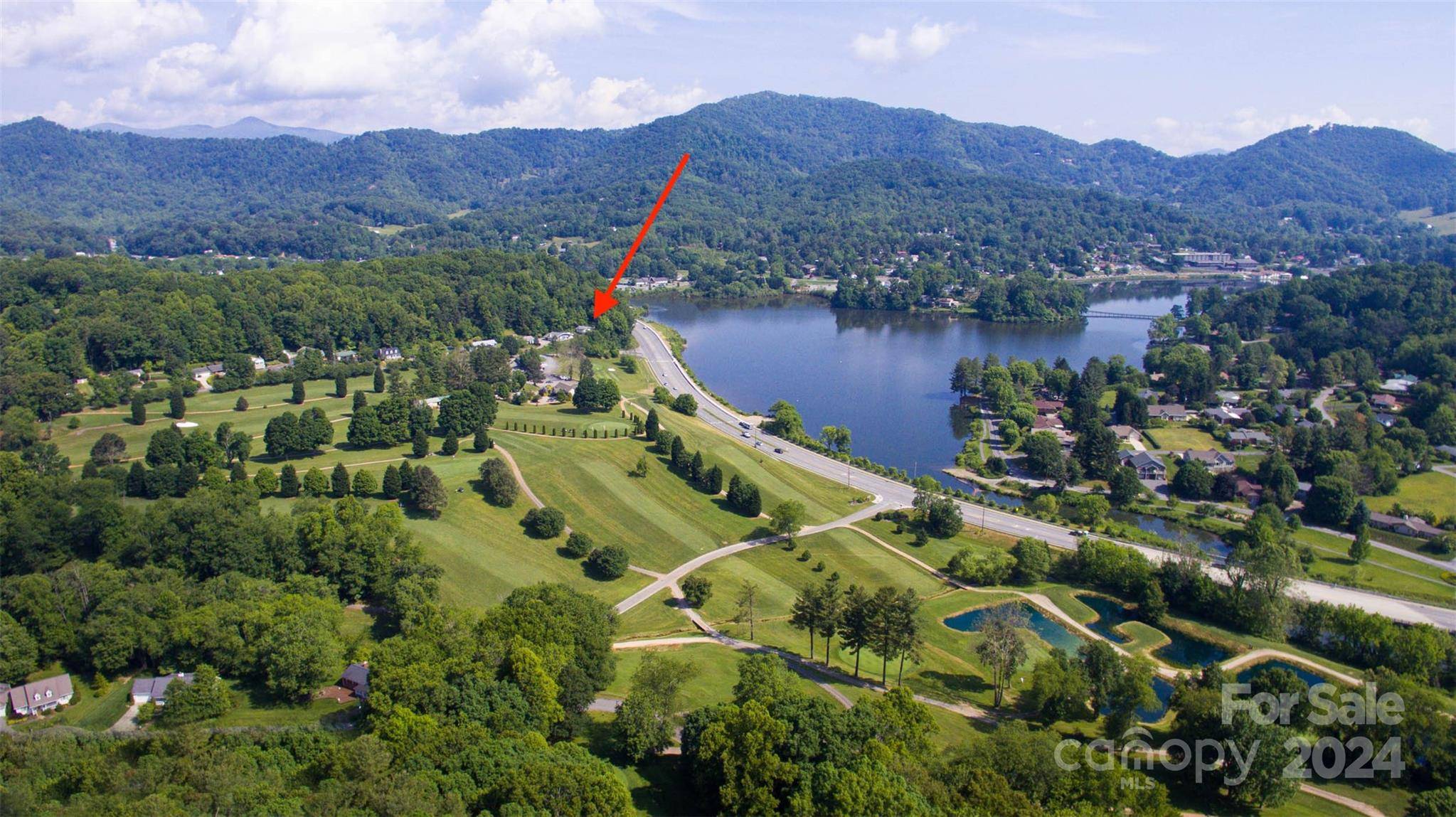 Waynesville, NC 28786,791 Golf Course RD