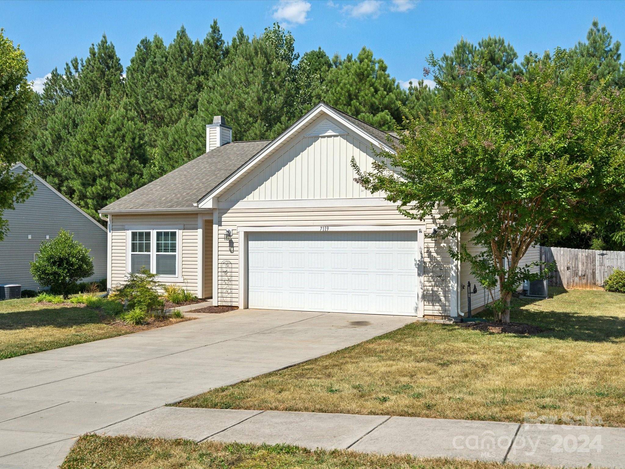 Clover, SC 29710,7119 Sonja DR