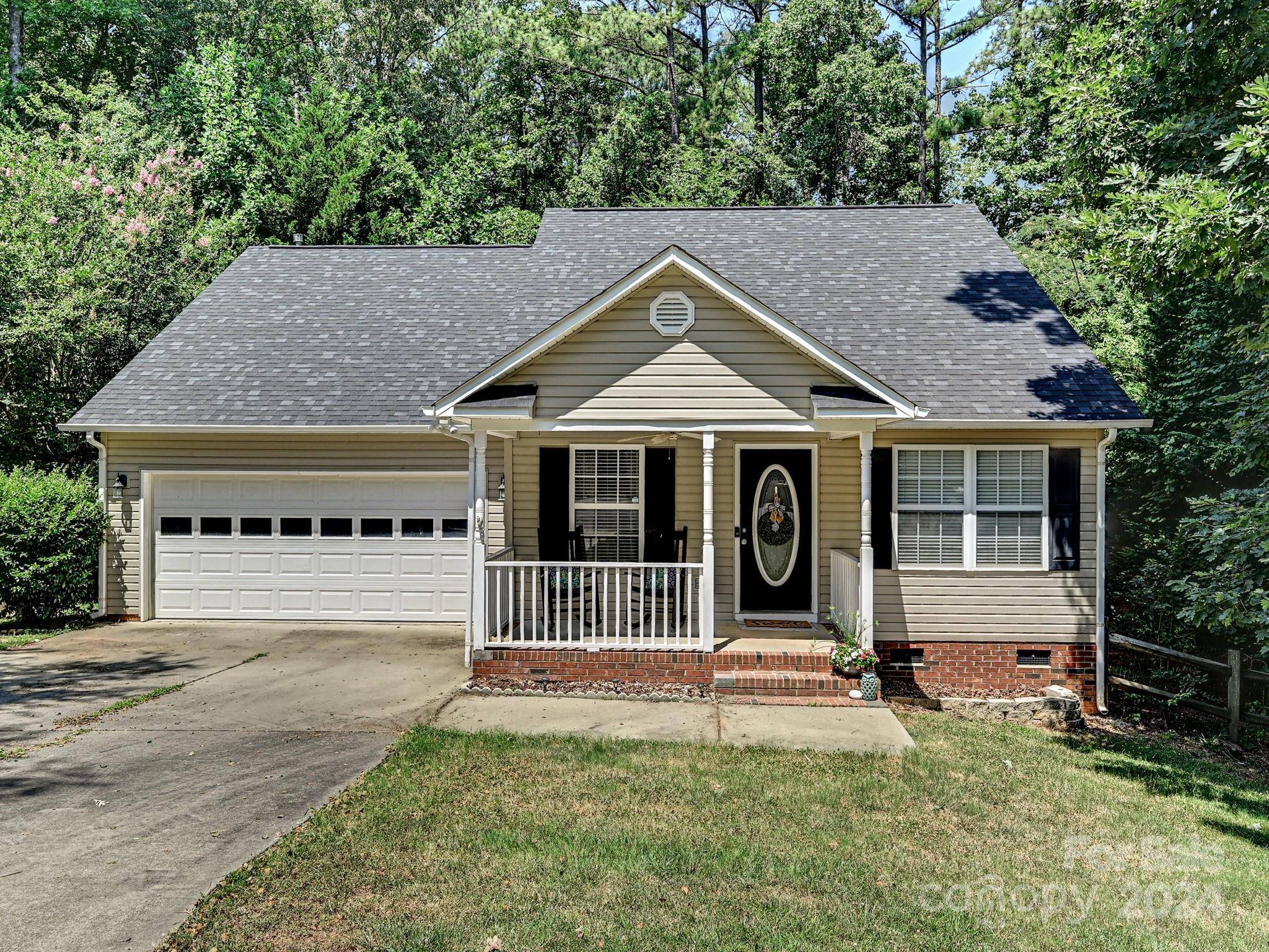 Rock Hill, SC 29732,833 Painted Lady CT