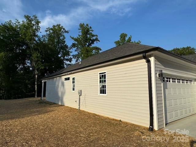 Morganton, NC 28655,209 Eagles LNDG