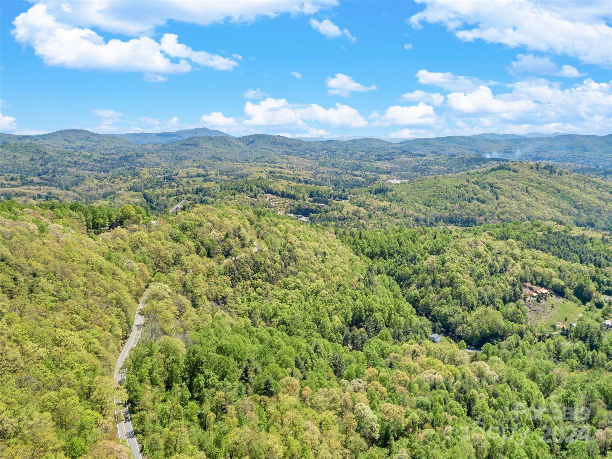 Spruce Pine, NC 28777,000 Gouges Creek RD