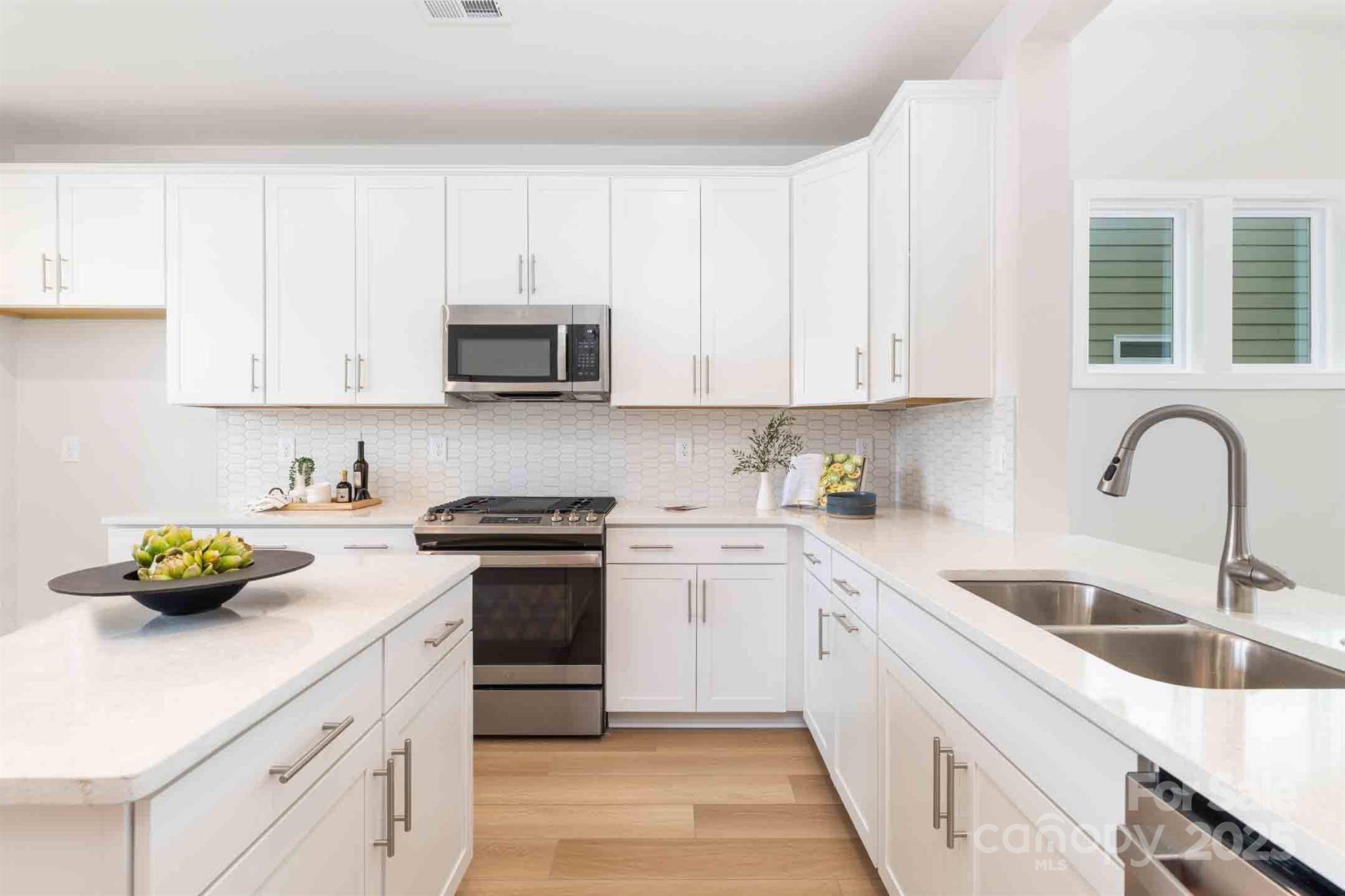 Charlotte, NC 28215,9837 Jubilee CT