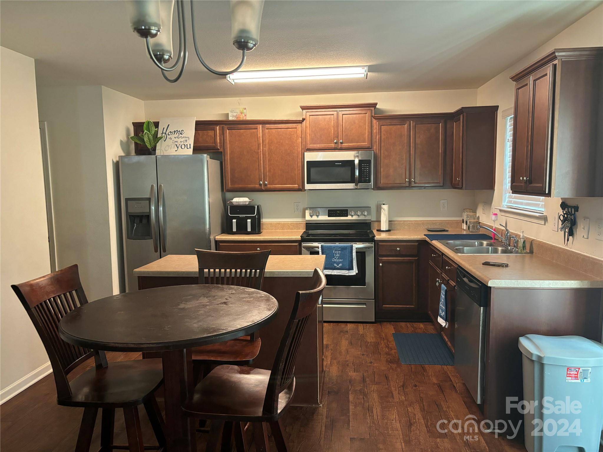 Dallas, NC 28034,1848 Greenbrook TRL