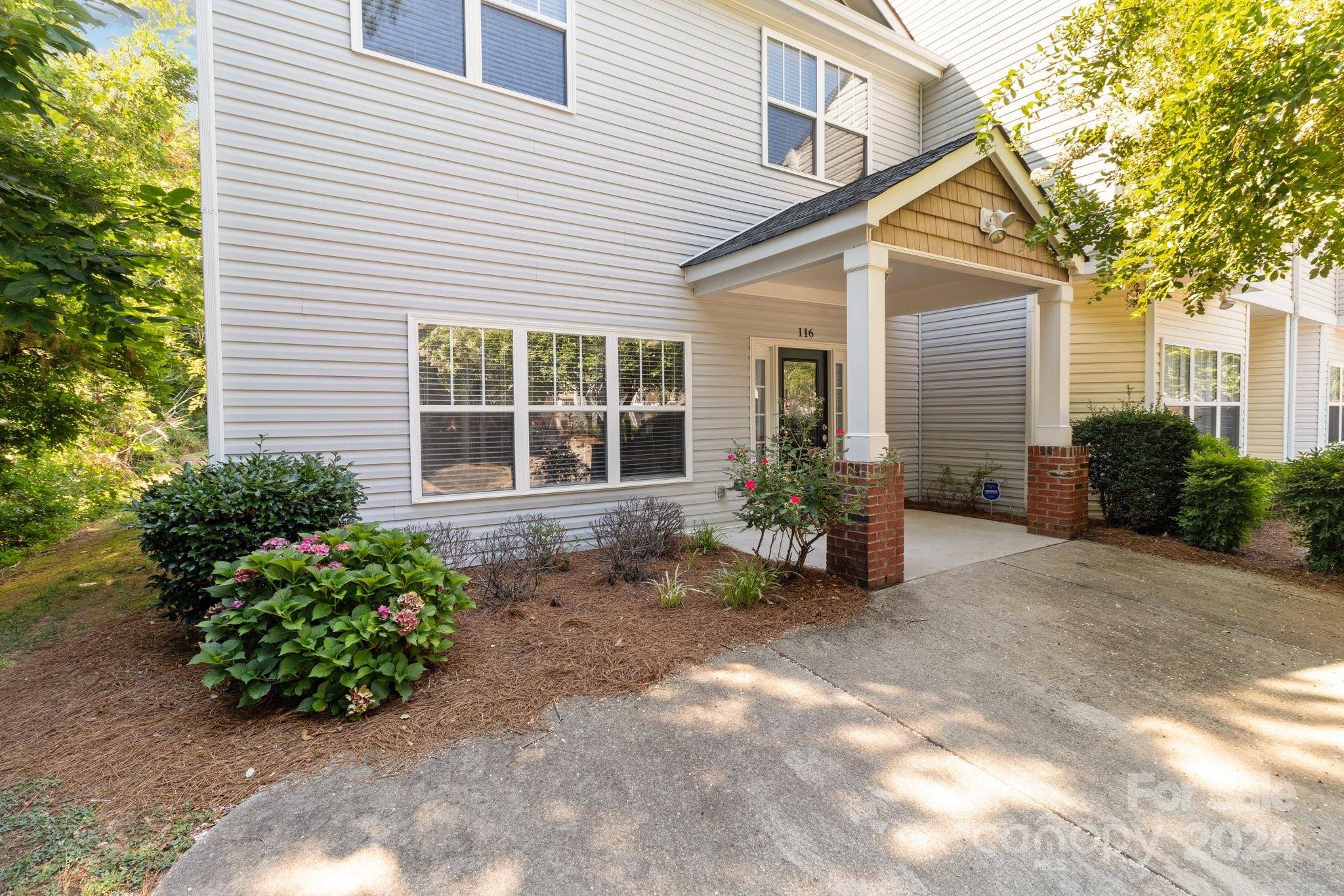 Mount Holly, NC 28120,116 St Vincent PL