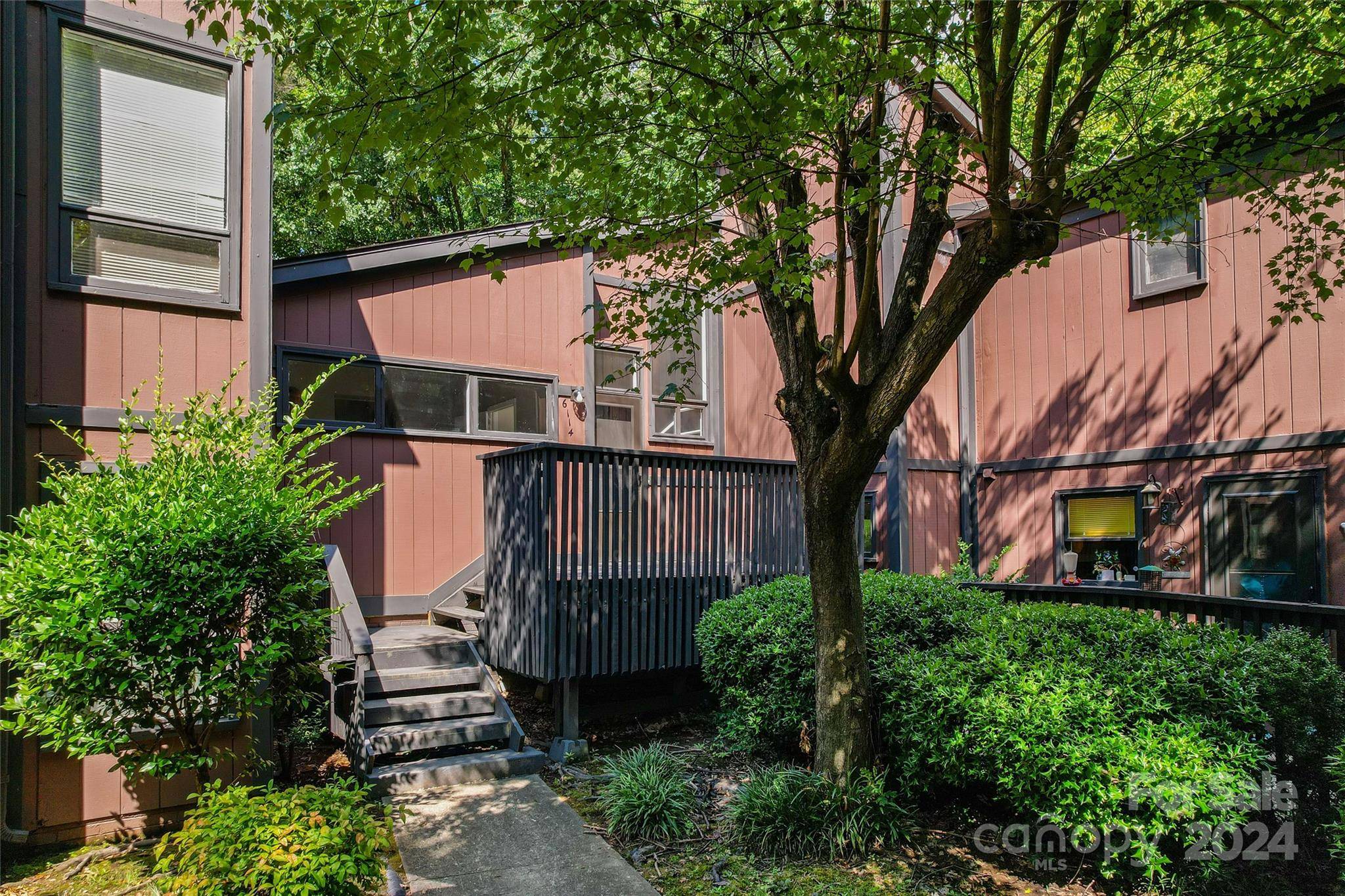 Charlotte, NC 28212,6114 Honeysuckle LN