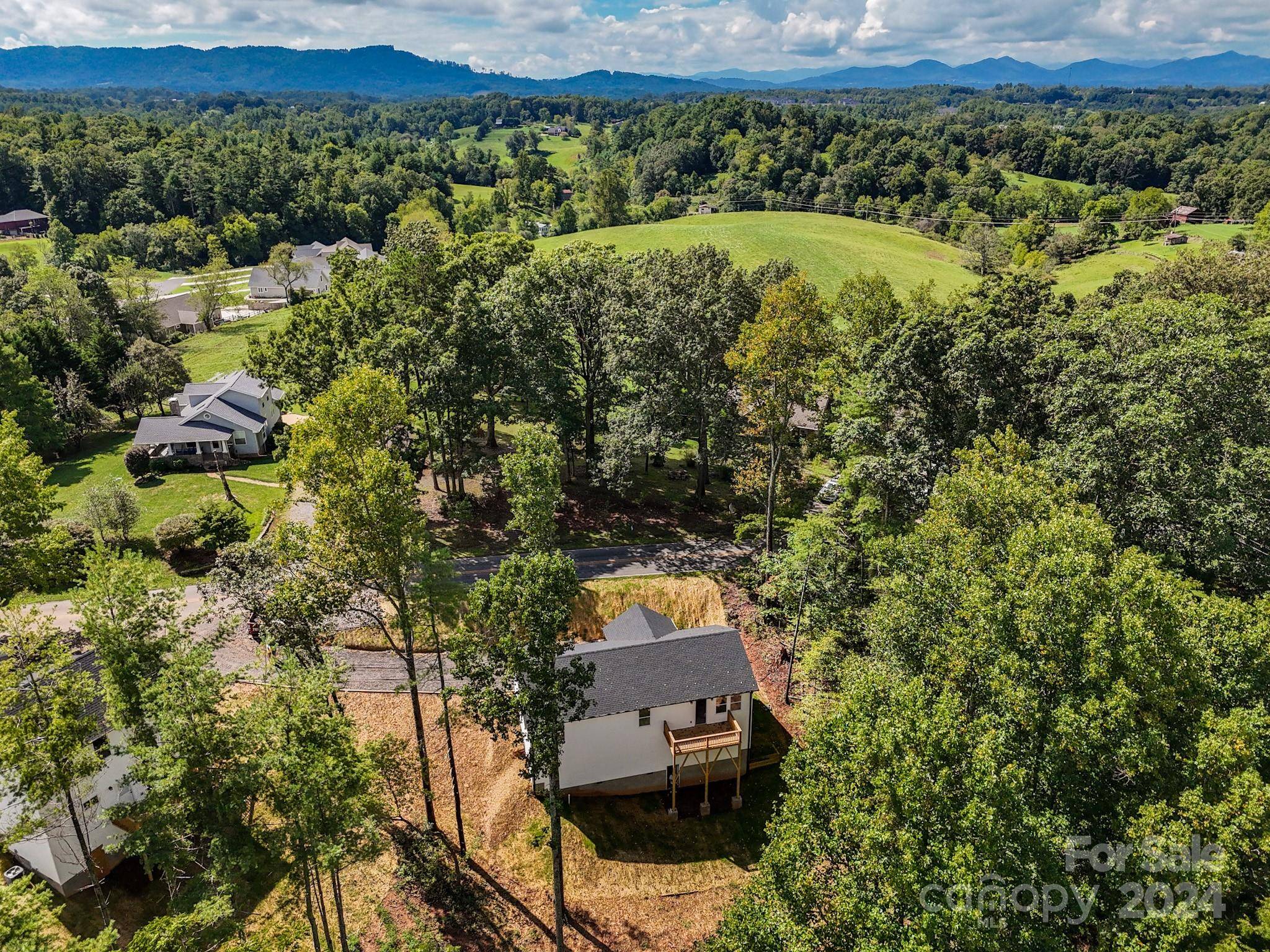 Weaverville, NC 28787,13 Greenridge RD