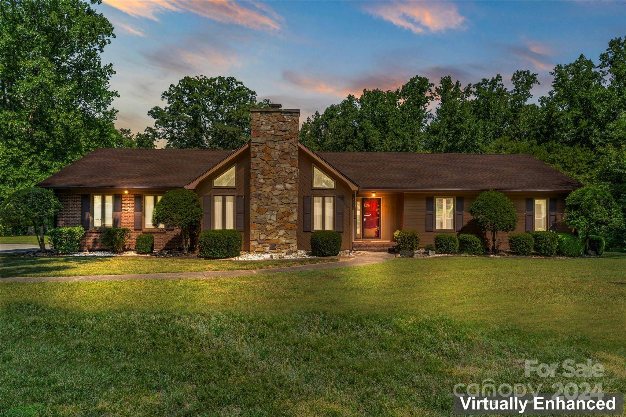 Charlotte, NC 28214,8915 Carleto CT