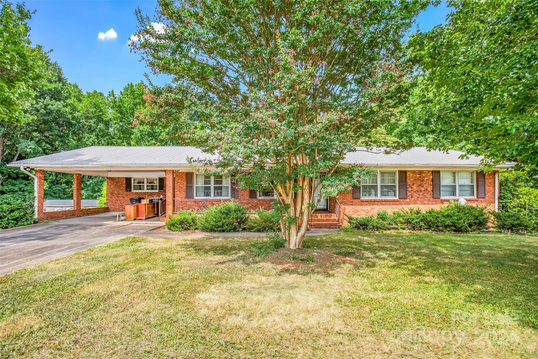 Lexington, NC 27295,118 Delta ST