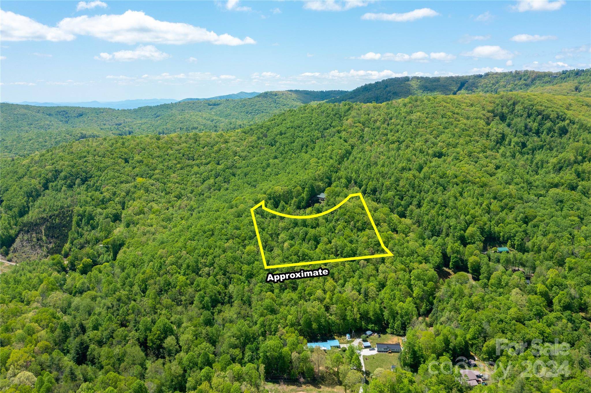 Spruce Pine, NC 28777,00 Laurel Hill DR