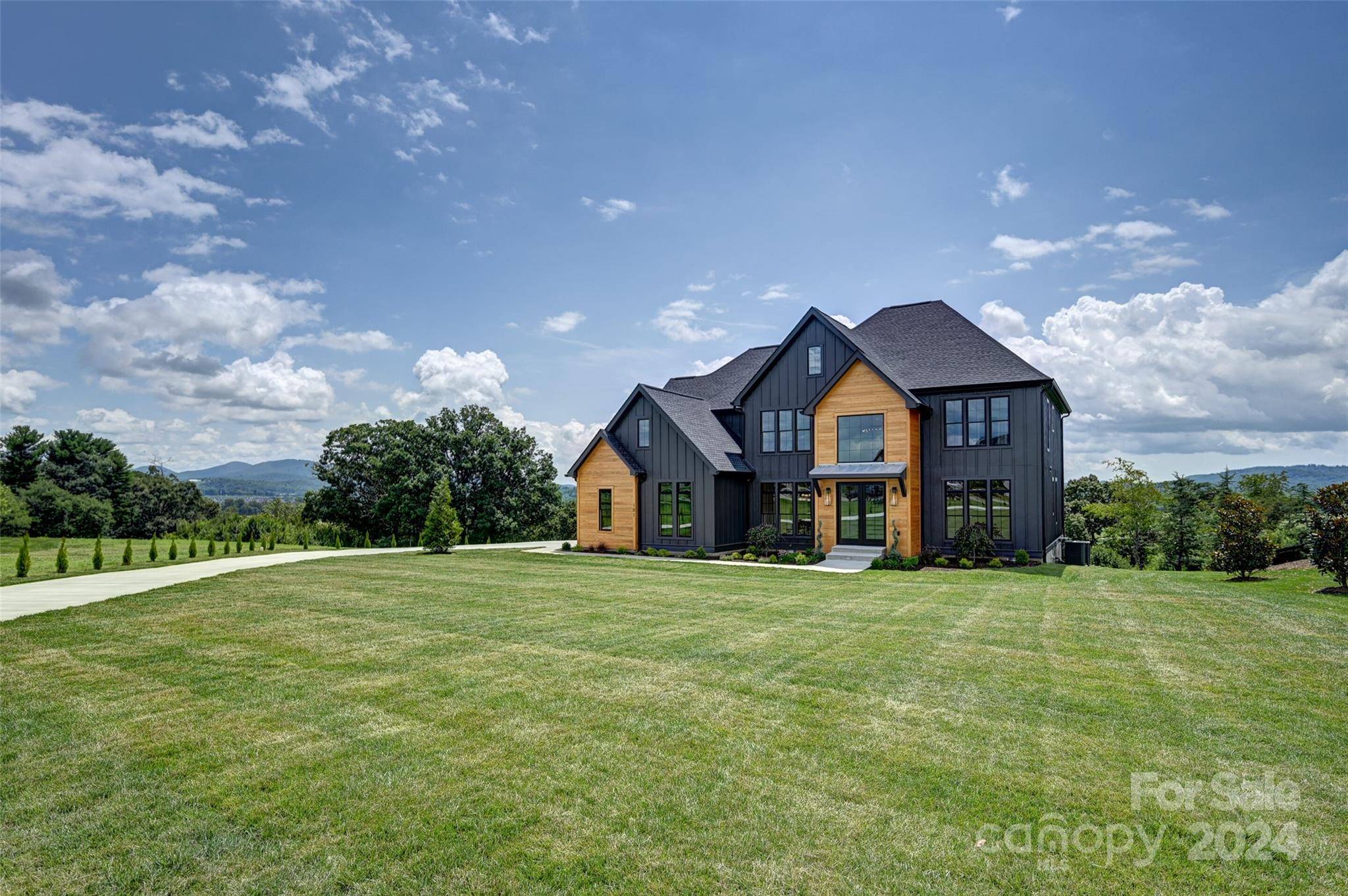 Mills River, NC 28759,181 Pisgah Ridge TRL