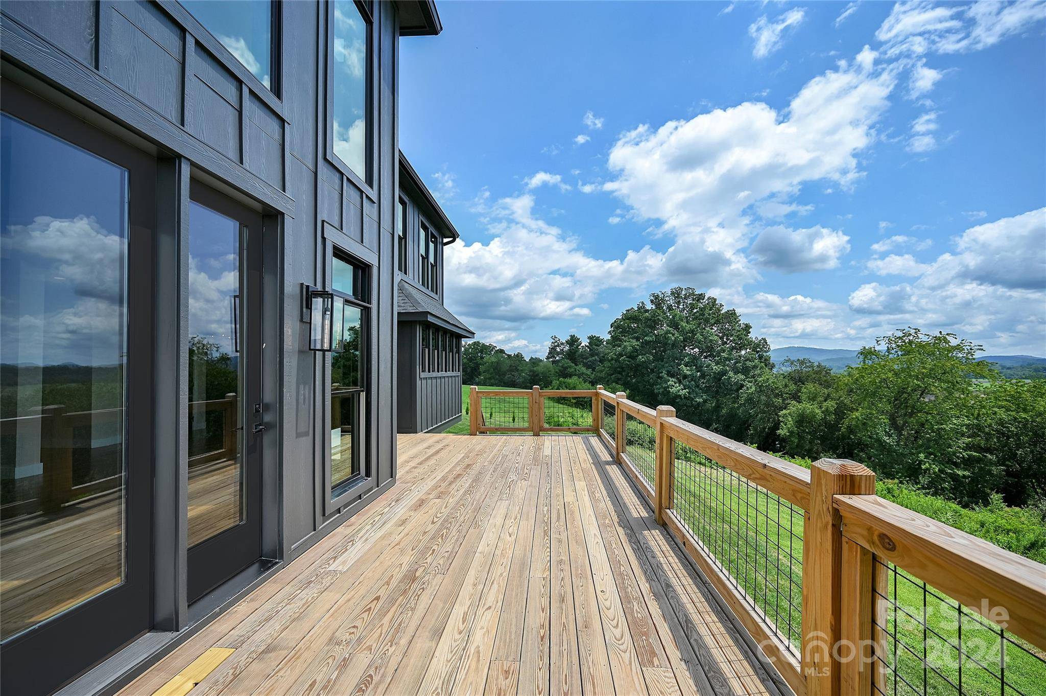 Mills River, NC 28759,181 Pisgah Ridge TRL