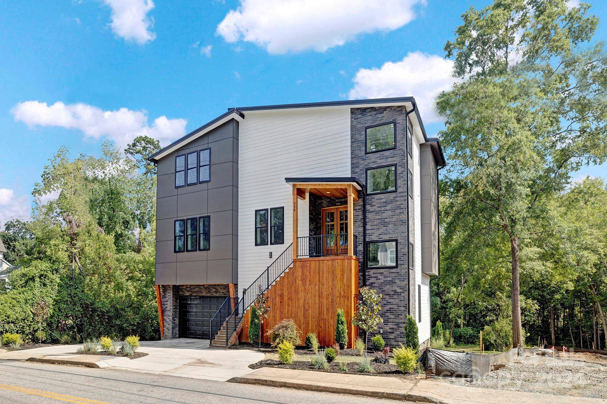 Charlotte, NC 28203,518 Ideal WAY