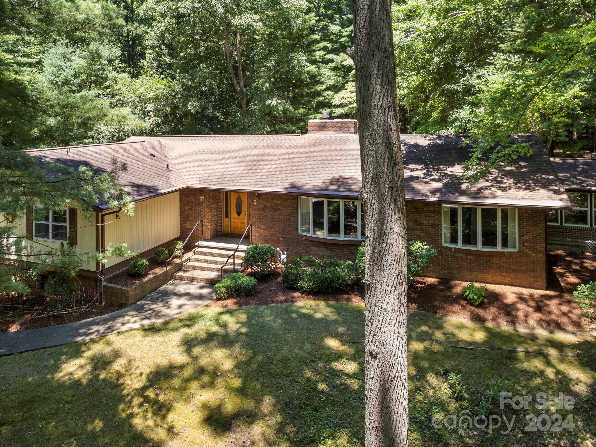 Asheville, NC 28803,50 Ballantree DR