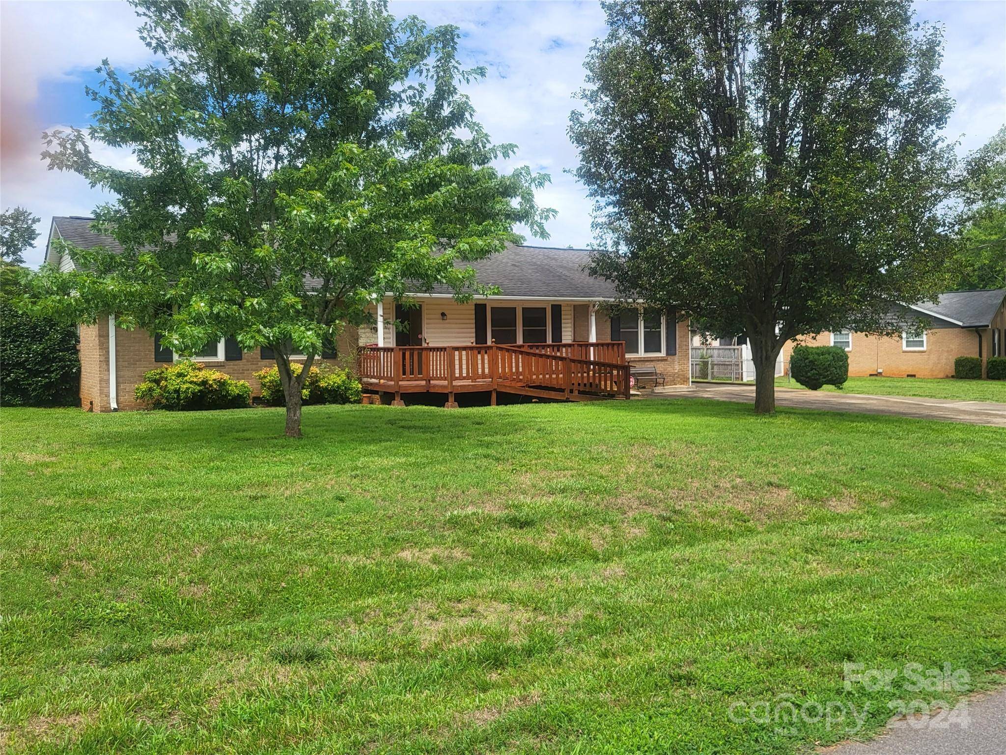 Charlotte, NC 28214,8817 Singingpine RD
