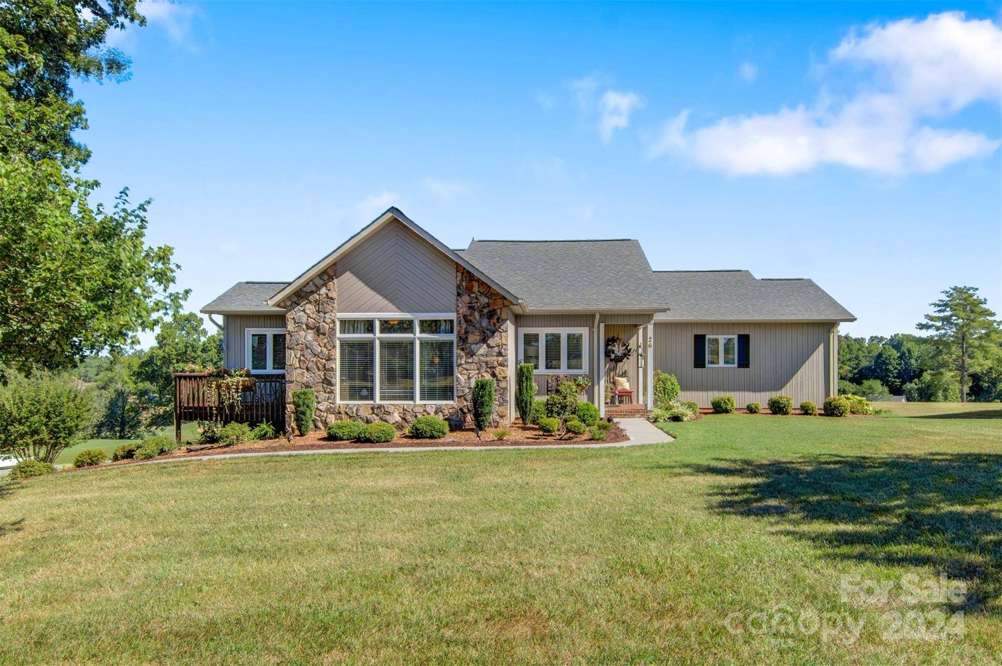 Granite Falls, NC 28630,26 Meandering WAY