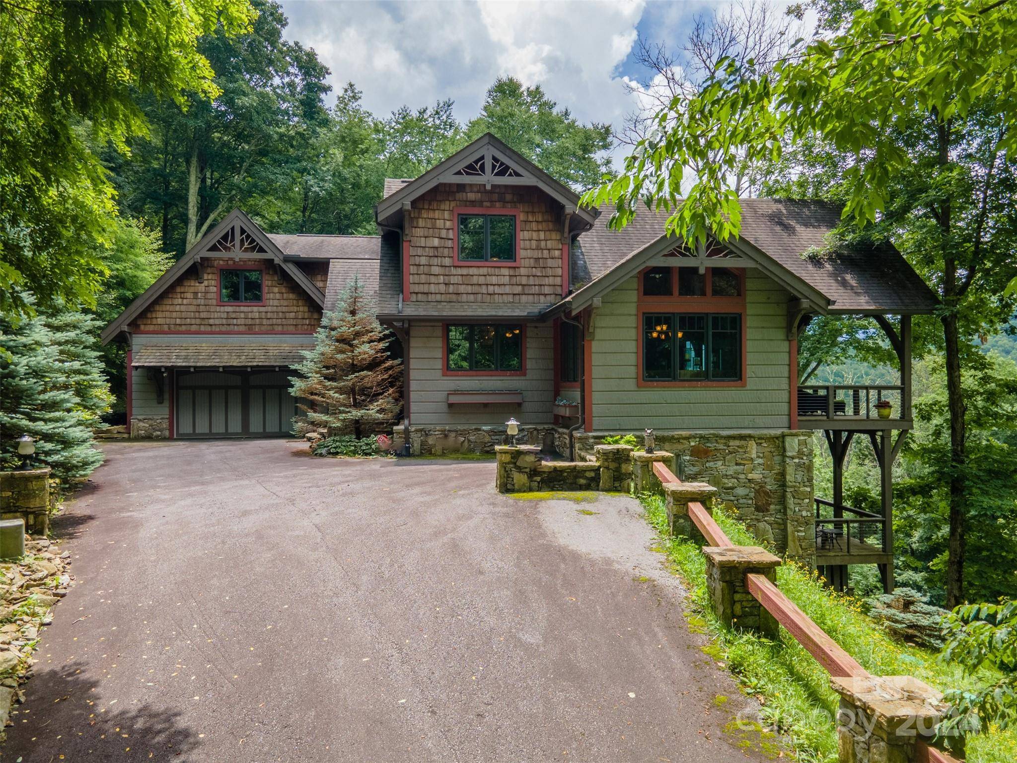 Maggie Valley, NC 28751,339 Olli TRL