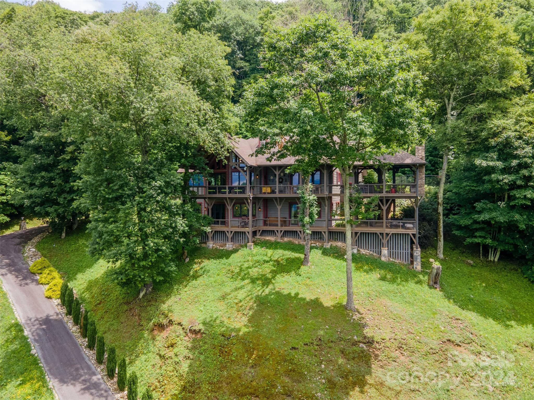 Maggie Valley, NC 28751,339 Olli TRL