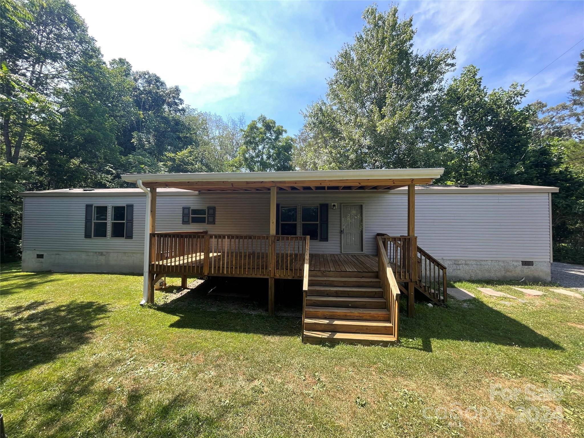 Fletcher, NC 28732,30 Logan LN