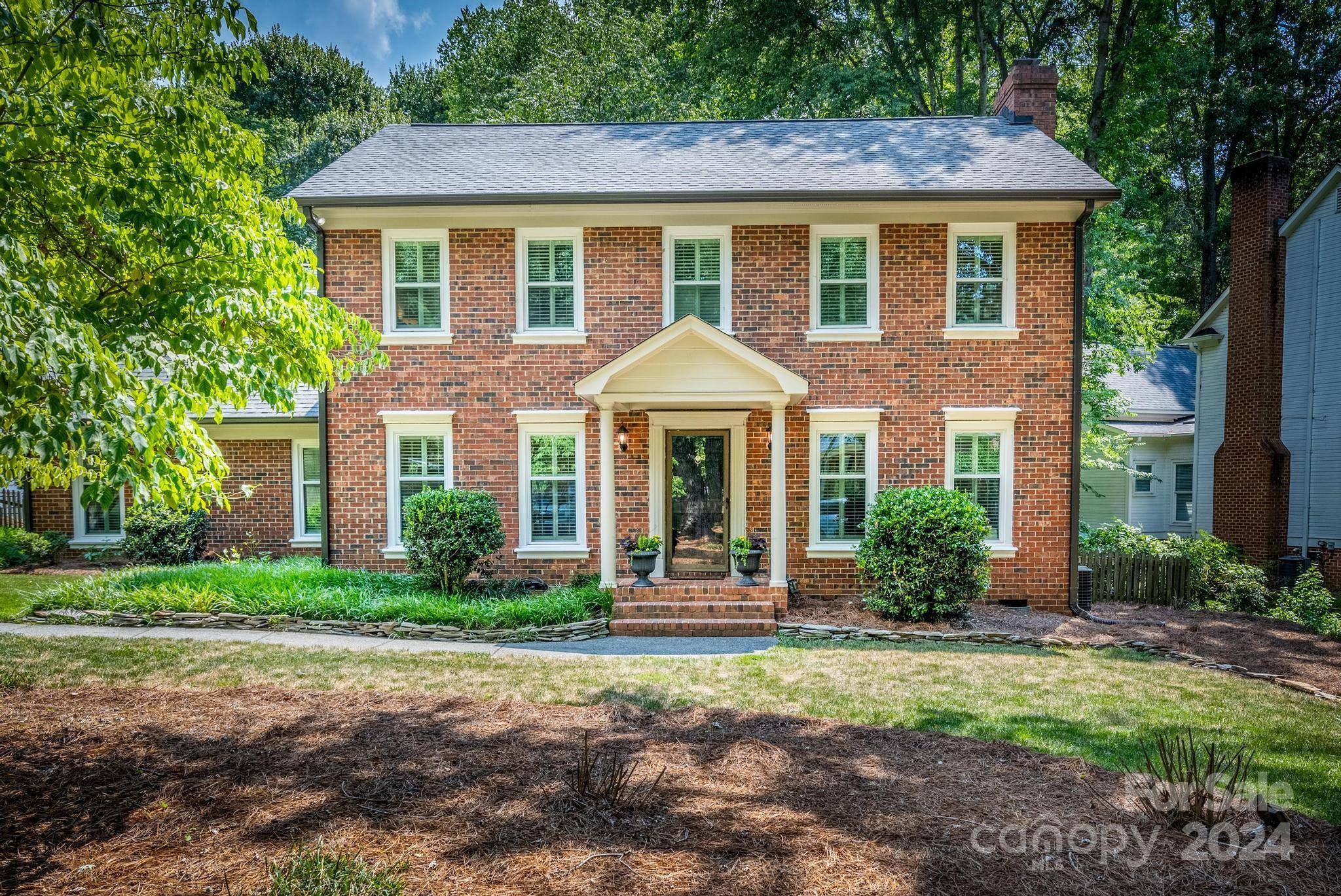 Charlotte, NC 28210,9940 Hanover Hollow DR