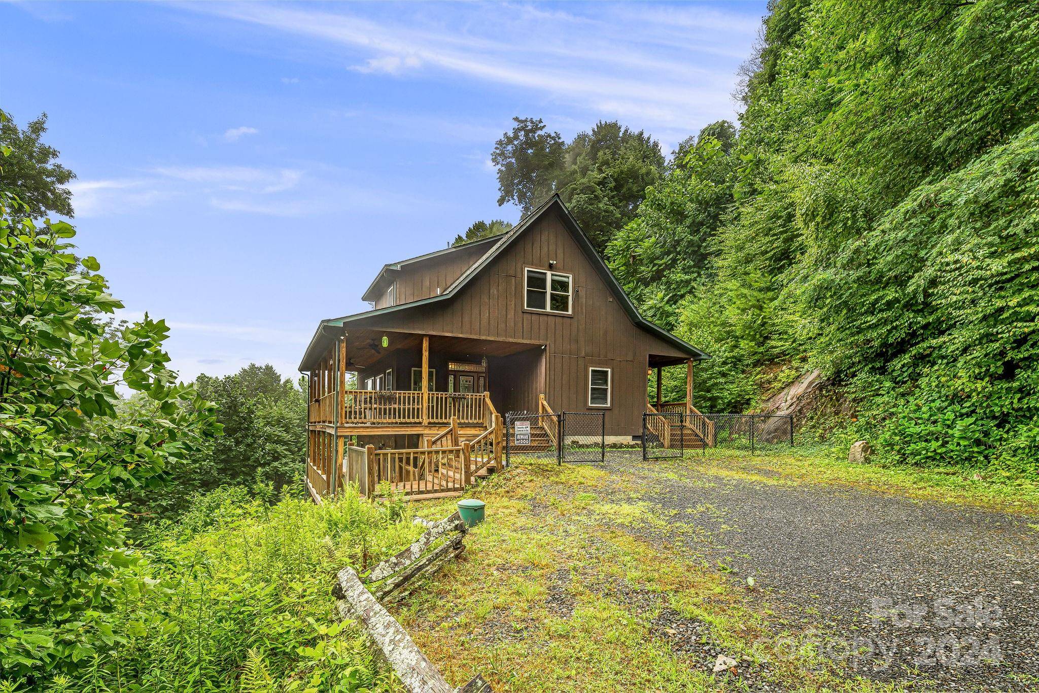 Bakersville, NC 28705,1450 Big Ridge RD