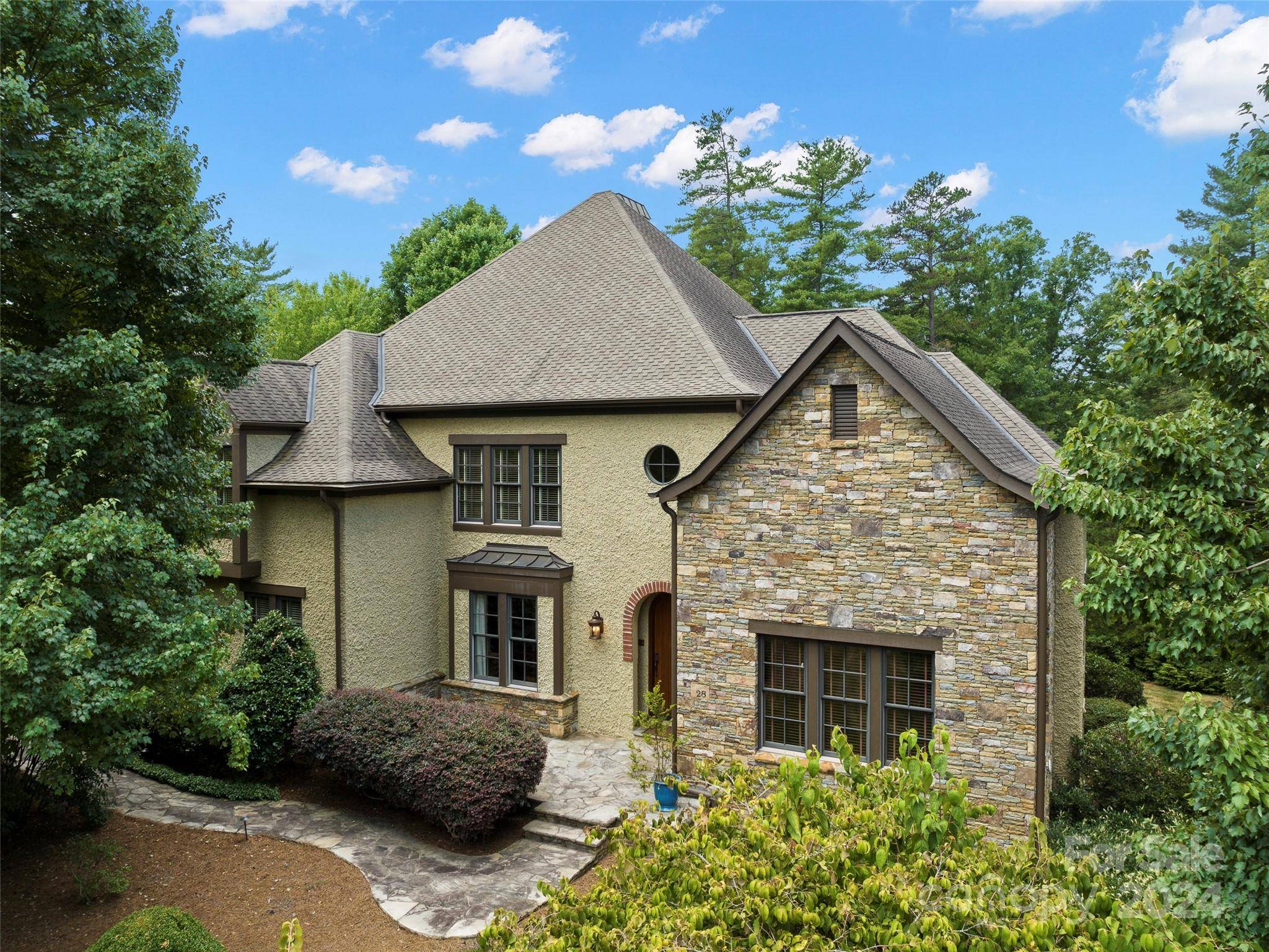 Asheville, NC 28803,28 Beadle LN