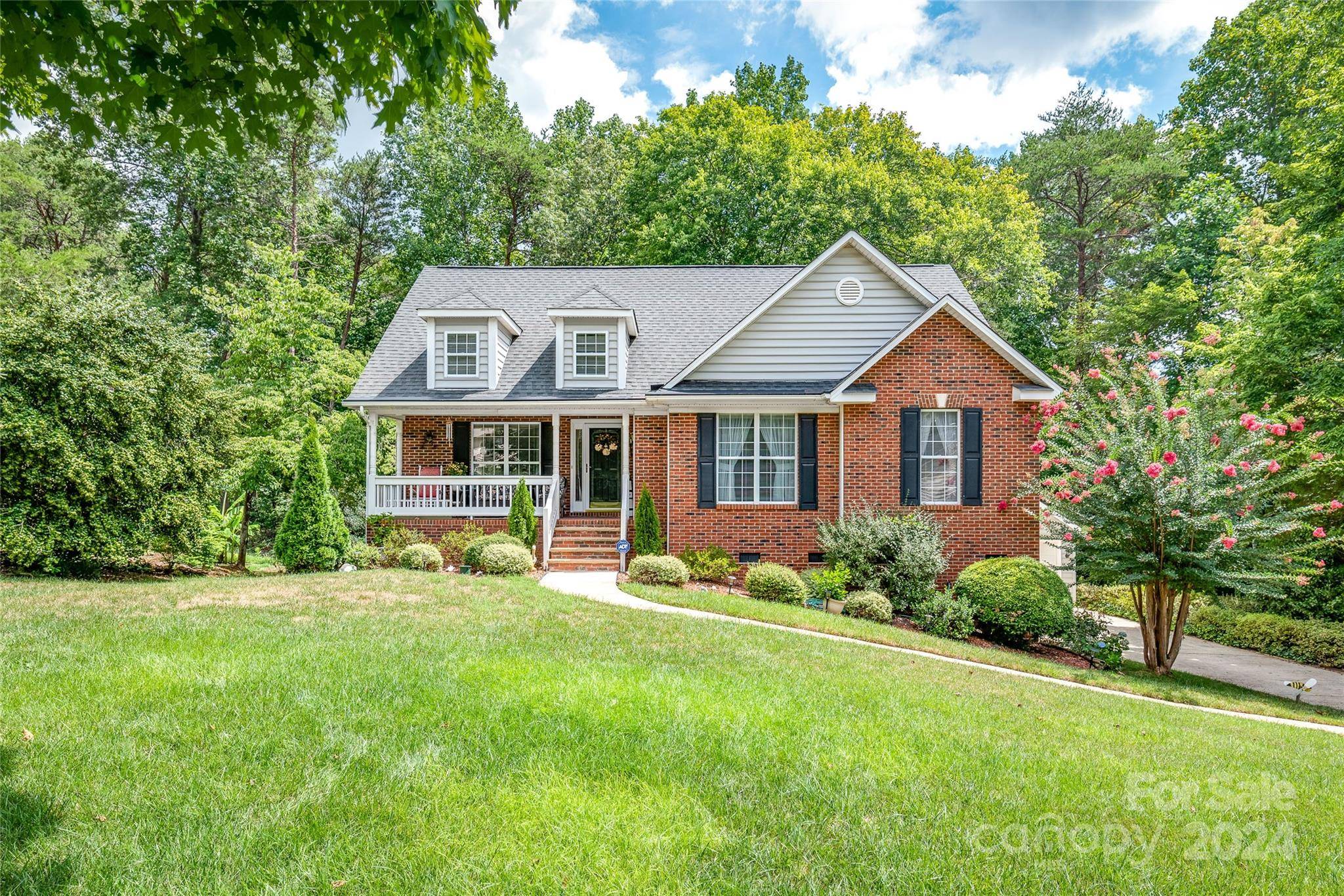 Denver, NC 28037,195 Highland Woods CT