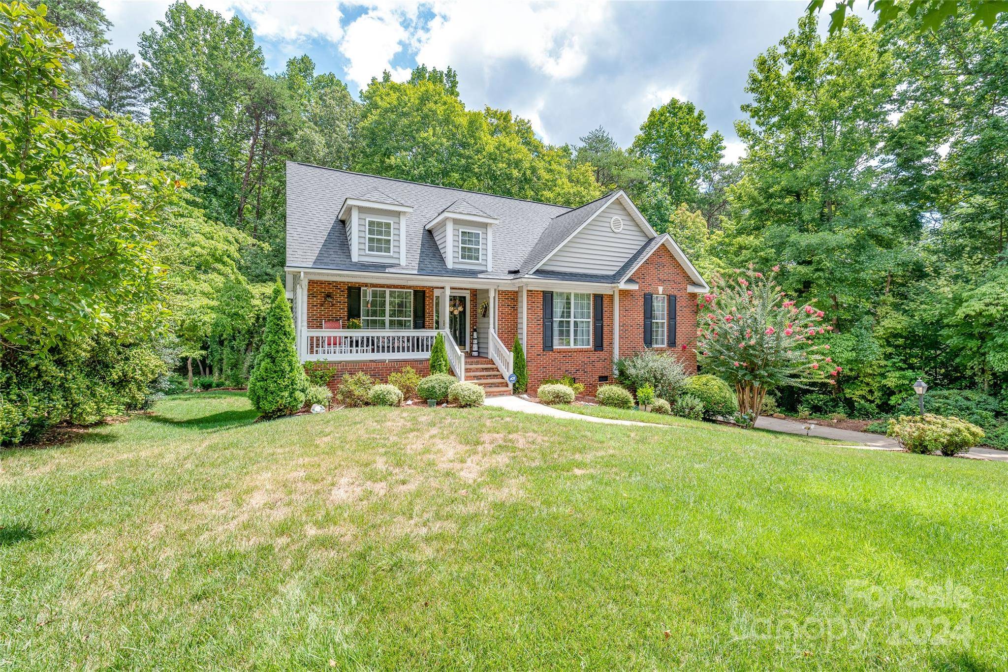 Denver, NC 28037,195 Highland Woods CT