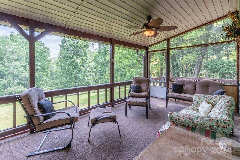 Sylva, NC 28779,194 Little Cove RD #5