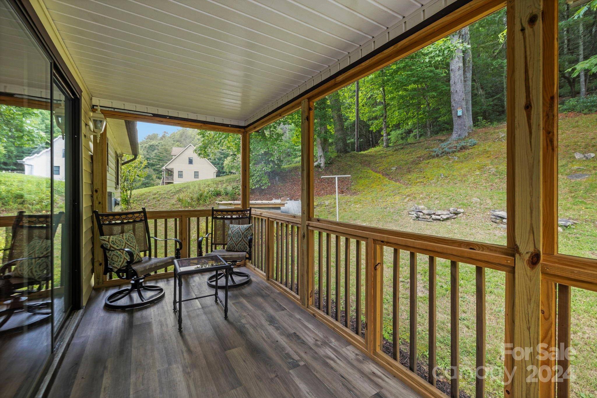 Cedar Mountain, NC 28718,105 Corn DR