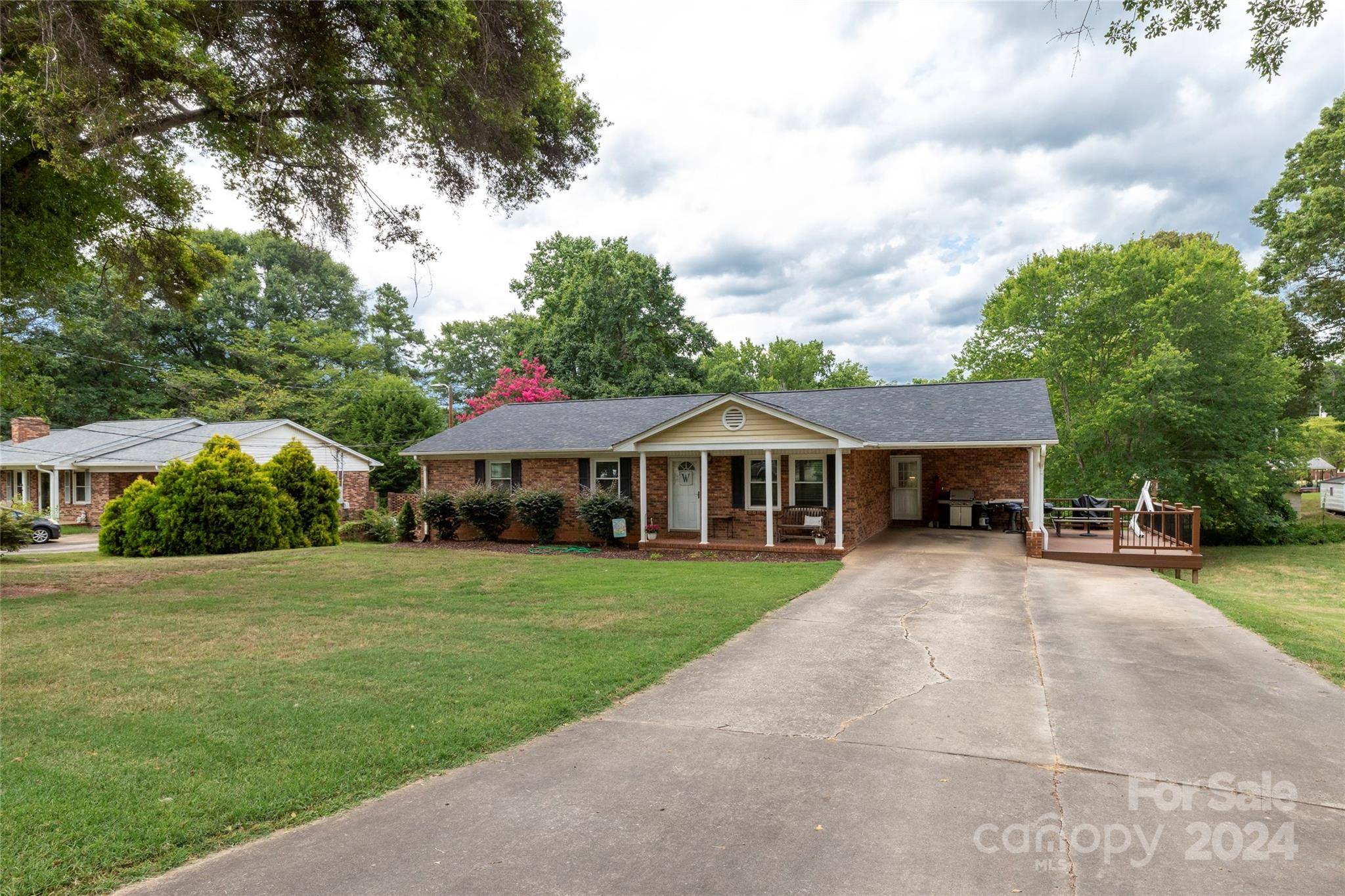 Kings Mountain, NC 28086,406 Fulton DR