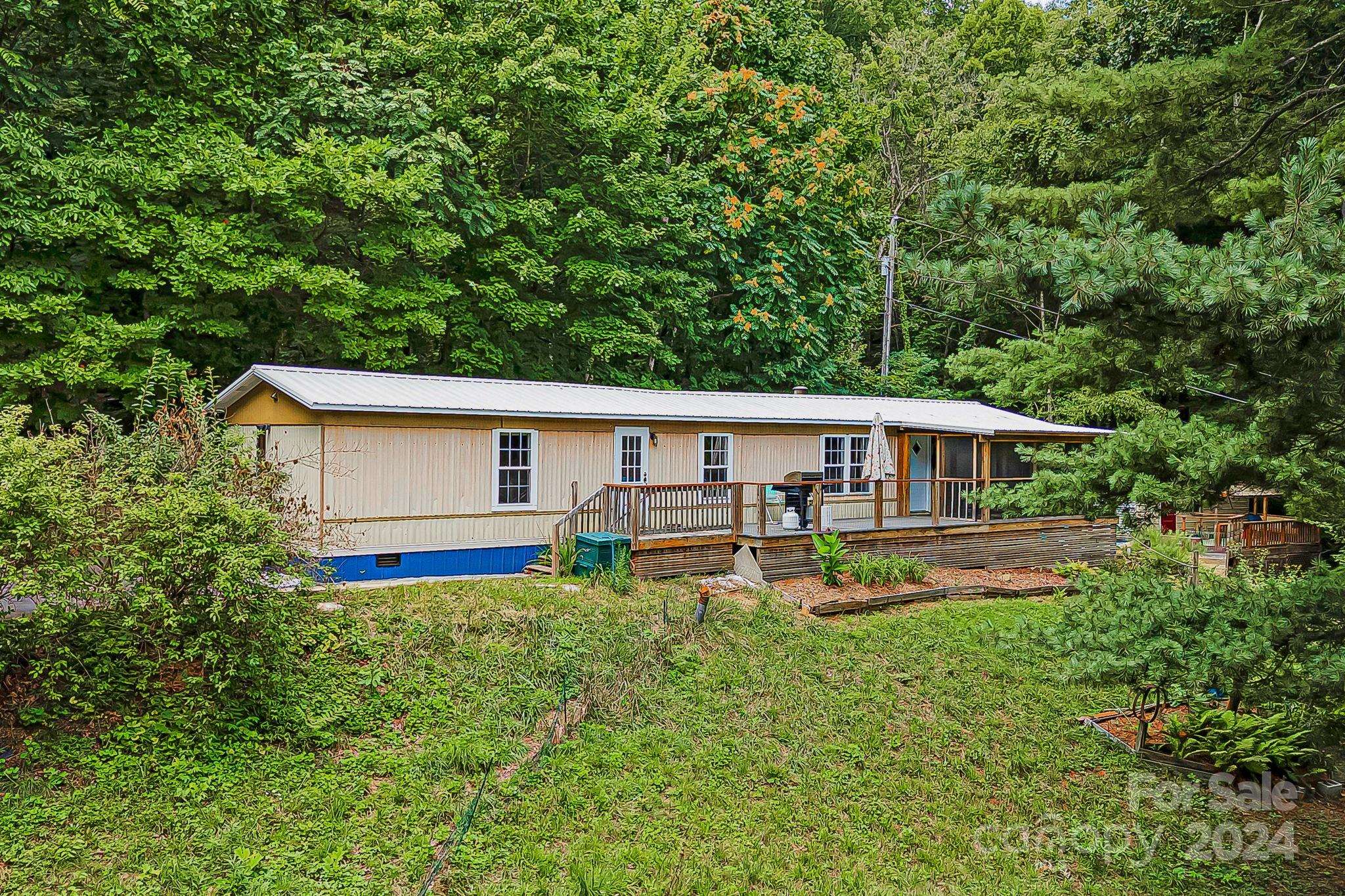 Asheville, NC 28806,100 Mckinnish Cove DR