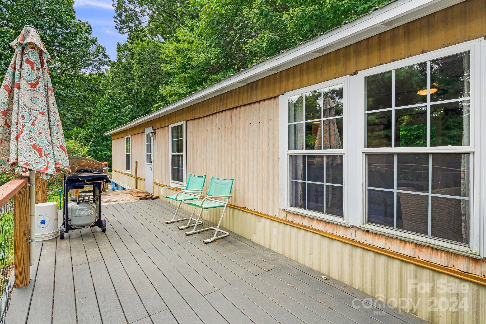 Asheville, NC 28806,100 Mckinnish Cove DR