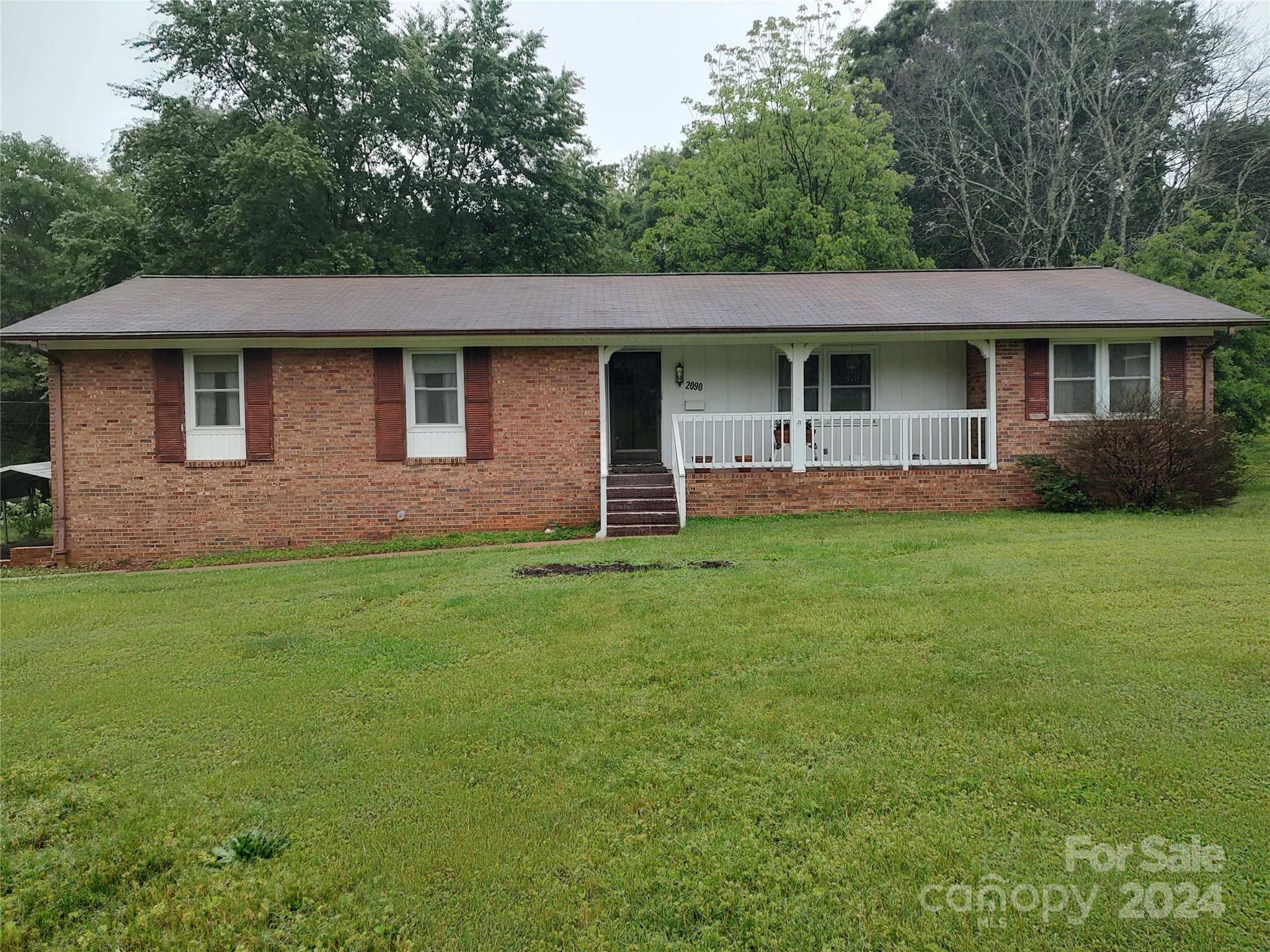 Hickory, NC 28601,2090 25th Street DR