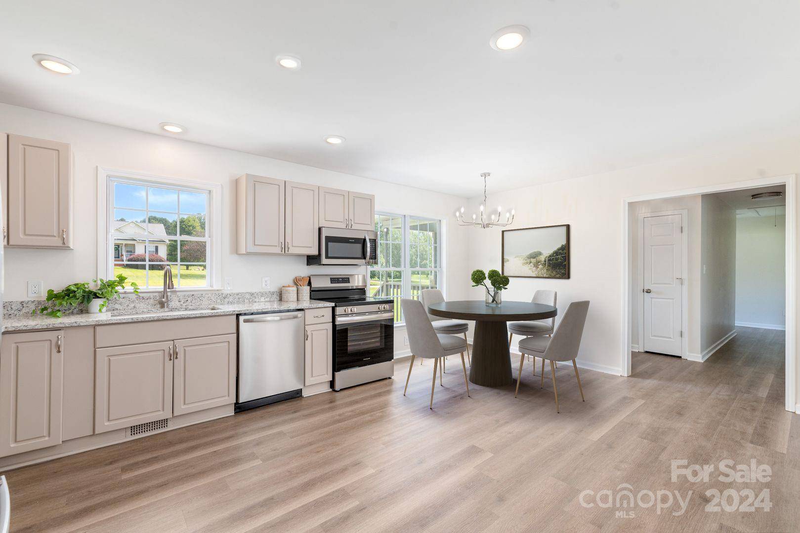York, SC 29745,713 Sagrada DR