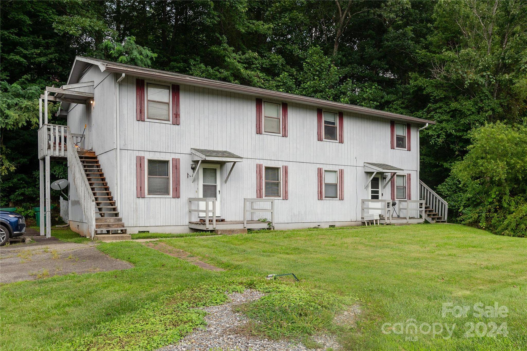 Black Mountain, NC 28711,1 Moore CIR