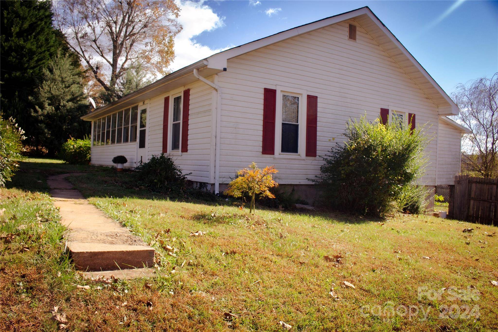 Rutherfordton, NC 28139,187 Westview ST