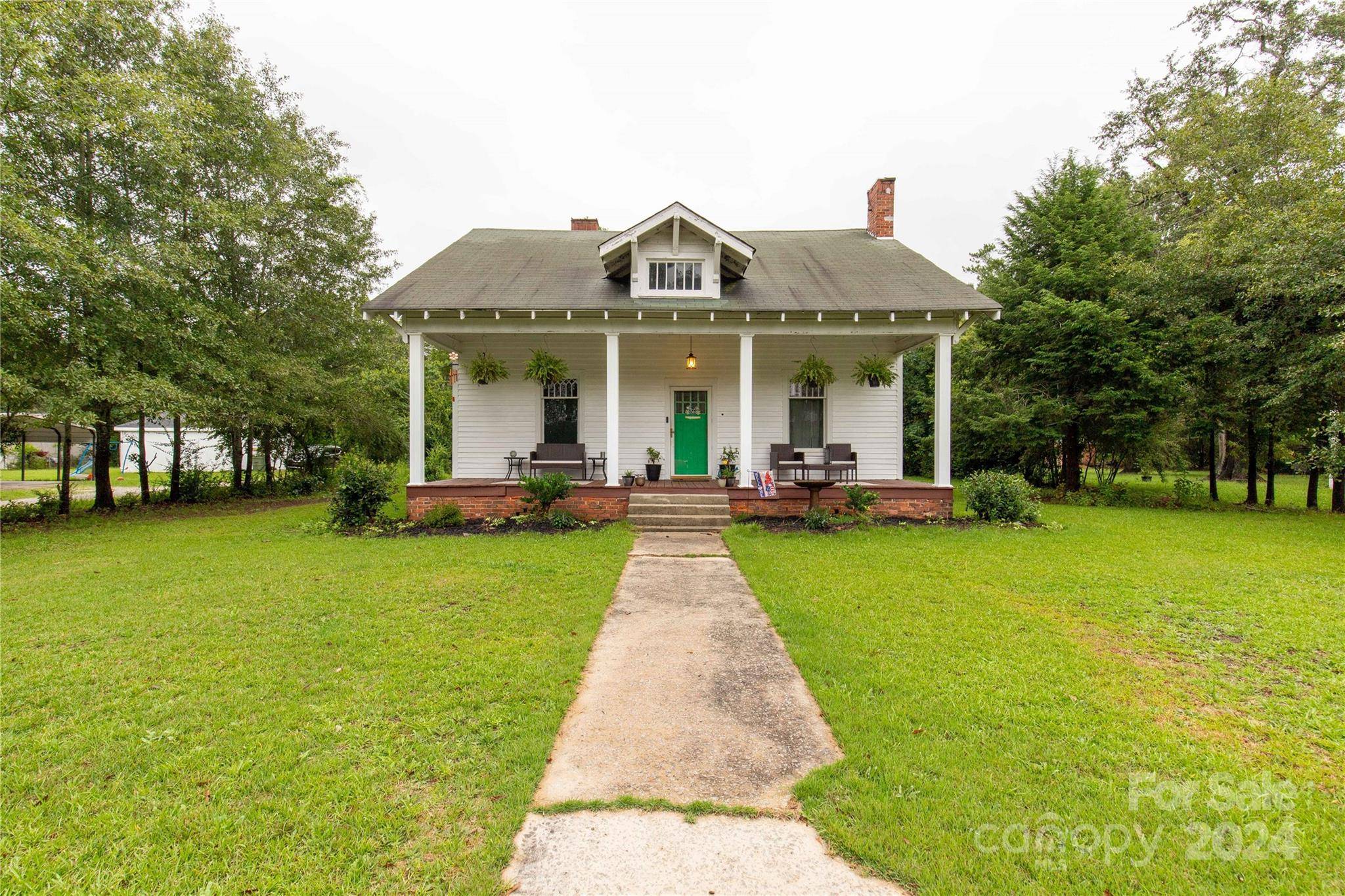 Heath Springs, SC 29058,124 Cauthen ST