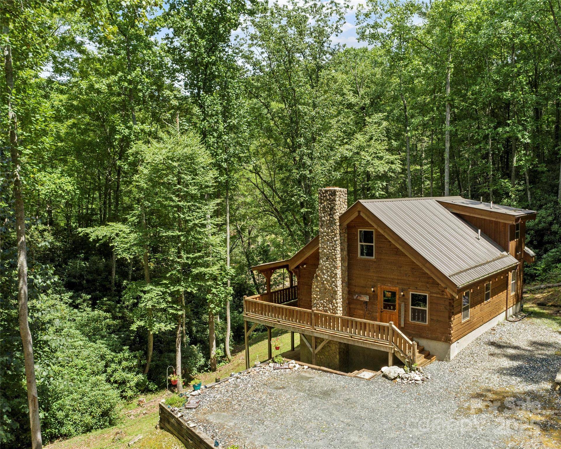 Burnsville, NC 28714,862 Clearwater LN