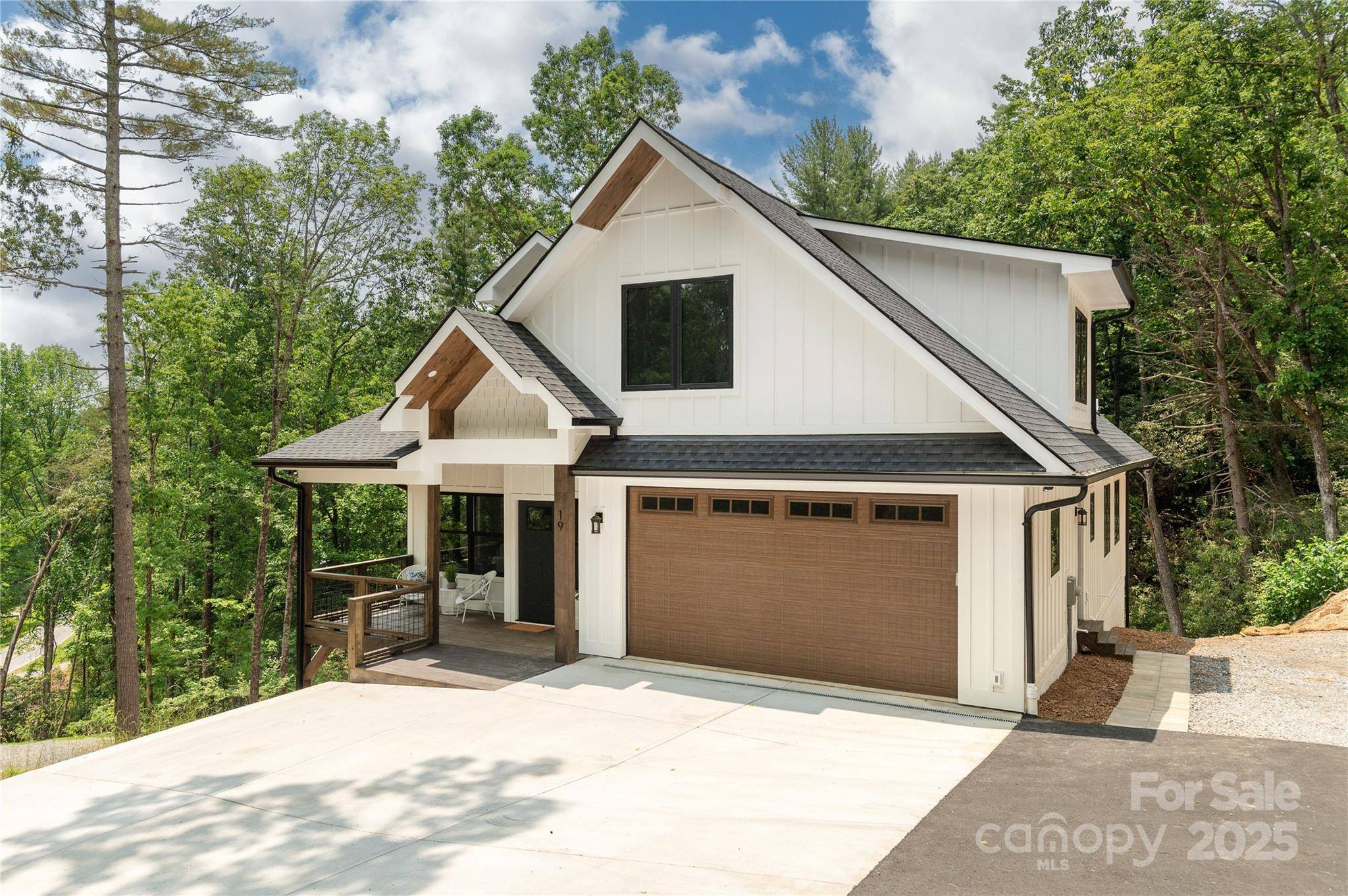 Horse Shoe, NC 28742,19 Terrace Forest TRL