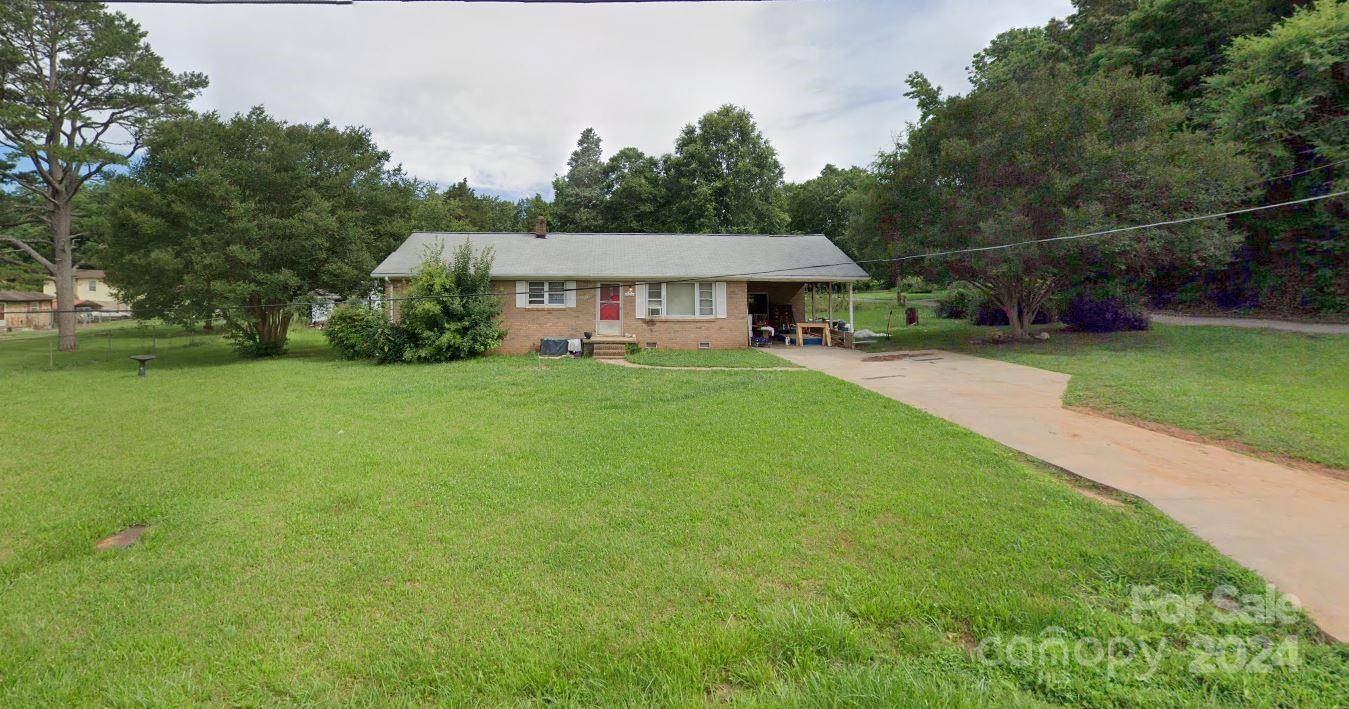 Salisbury, NC 28144,711 Pine Tree Es DR