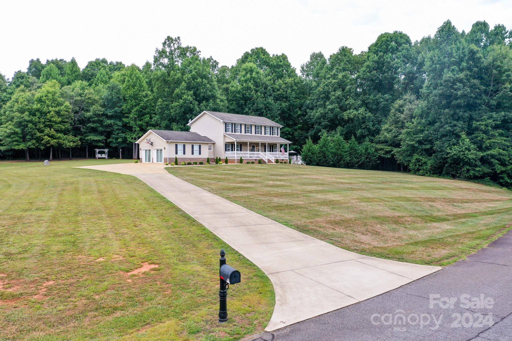 Rutherfordton, NC 28139,207 Bent Tree DR