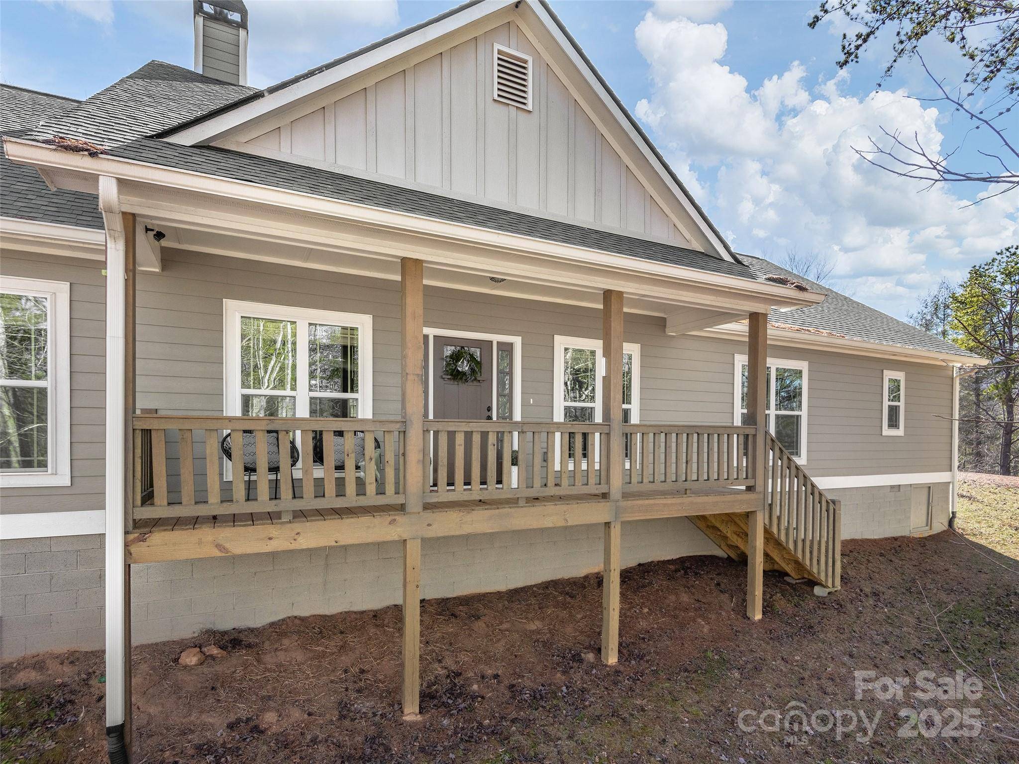 Waynesville, NC 28785,5496 White Oak RD