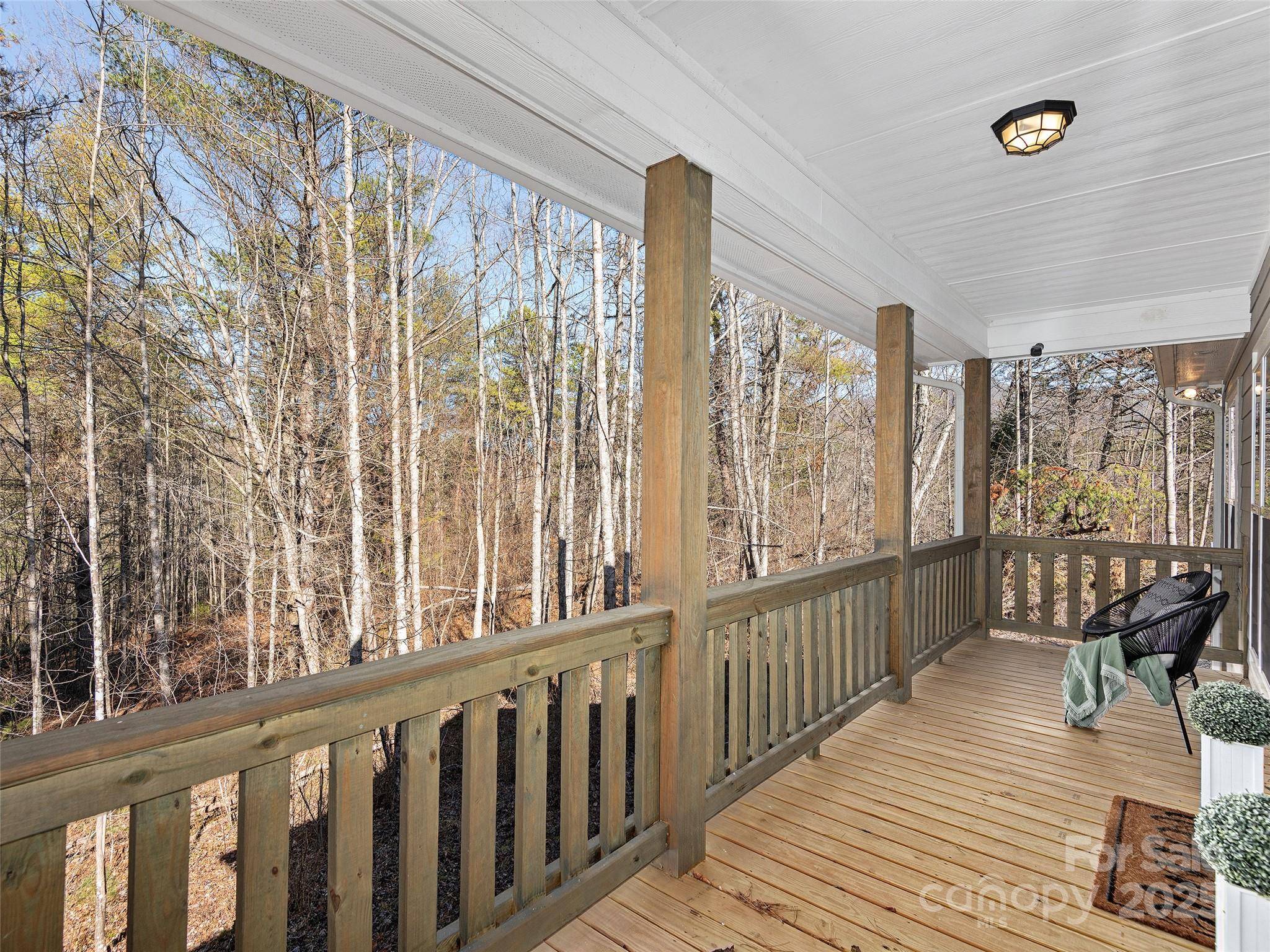 Waynesville, NC 28785,5496 White Oak RD