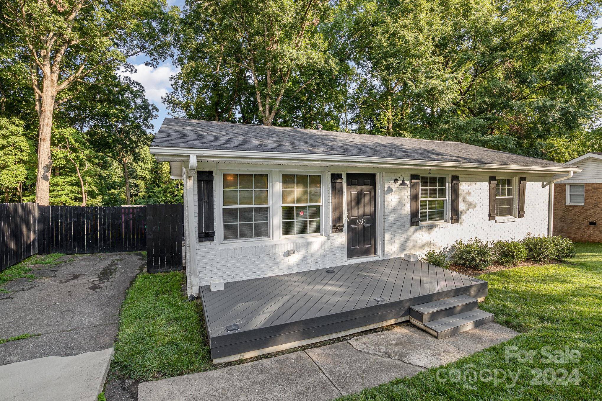 Charlotte, NC 28214,1036 Claremont RD