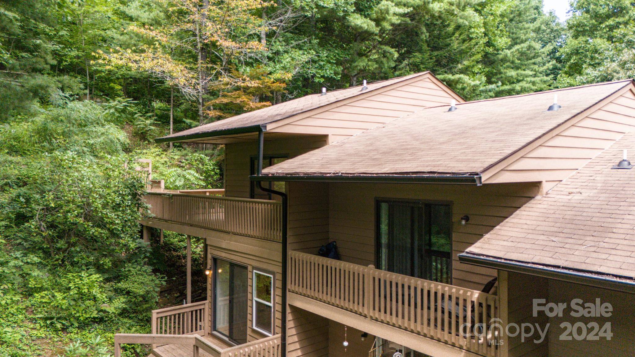 Asheville, NC 28805,404 Buck Cove TER